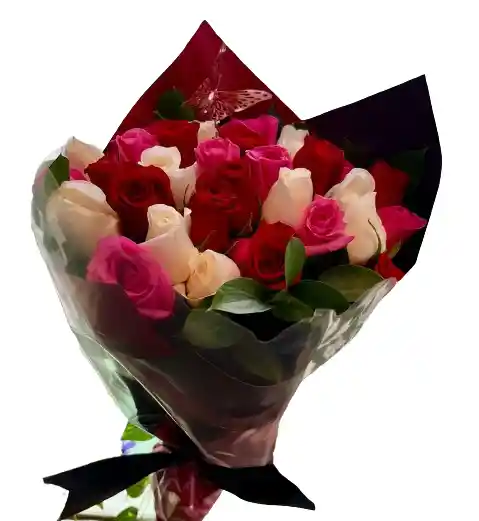 🦋 Ramo Premium De Rosas Tricolor Con Mariposa