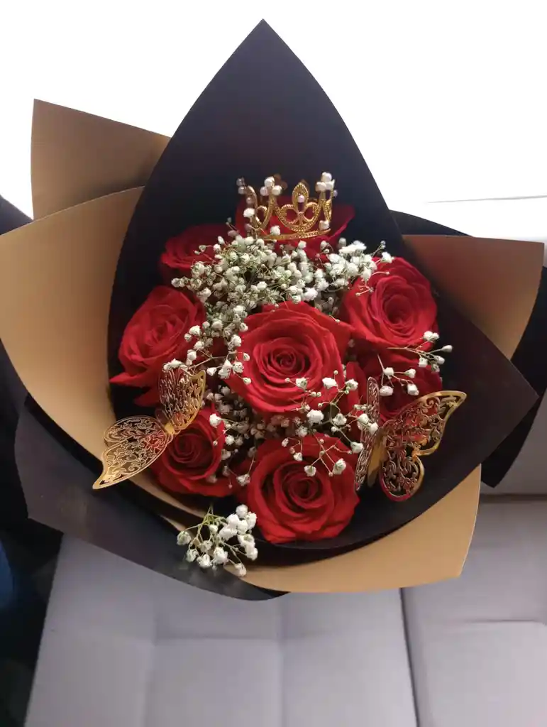 Desayuno Sorpresa Con Ramo De Rosas