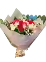 🌹 Bouquet Rosas Tricolor Con Detalles Románticos