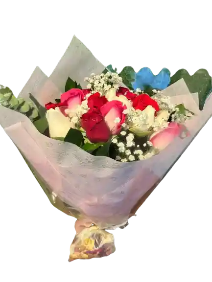 🌹 Bouquet Rosas Tricolor Con Detalles Románticos
