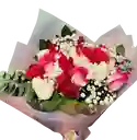 🌹 Bouquet Rosas Tricolor Con Detalles Románticos