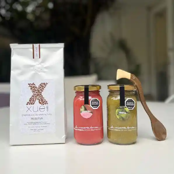 Kit De Regalo Café Ensamblaje De Gran Altura + Mermeladas Y Cucharita Flamingo