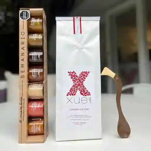 Kit De Regalo Café Ensamblaje Fino + Semanario Mermeladas Y Cucharita Flamingo