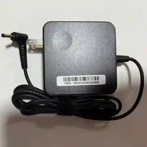 Cargador Para Portatil Lenovo Ideapad 20v 2.25 Amp 4.0*1.7mm