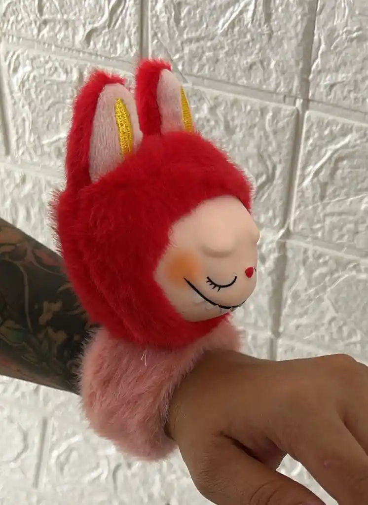 Pulcera Labubu Peluche Con Luces Y Sonido