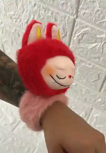 Pulcera Labubu Peluche Con Luces Y Sonido