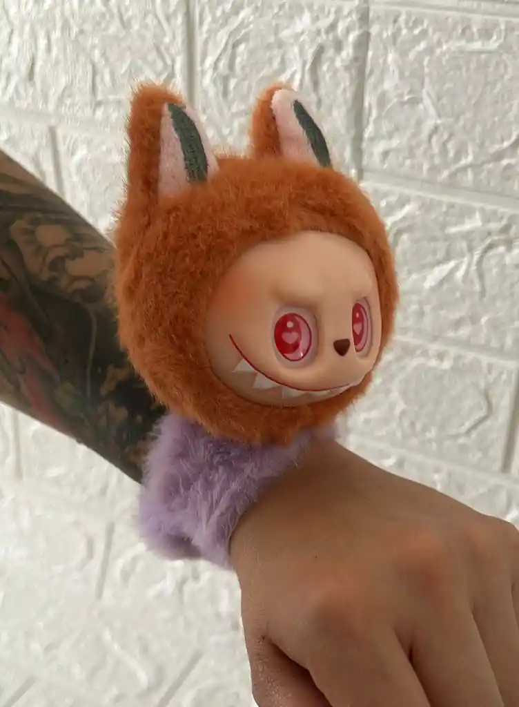 Pulcera Labubu Peluche Con Luces Y Sonido