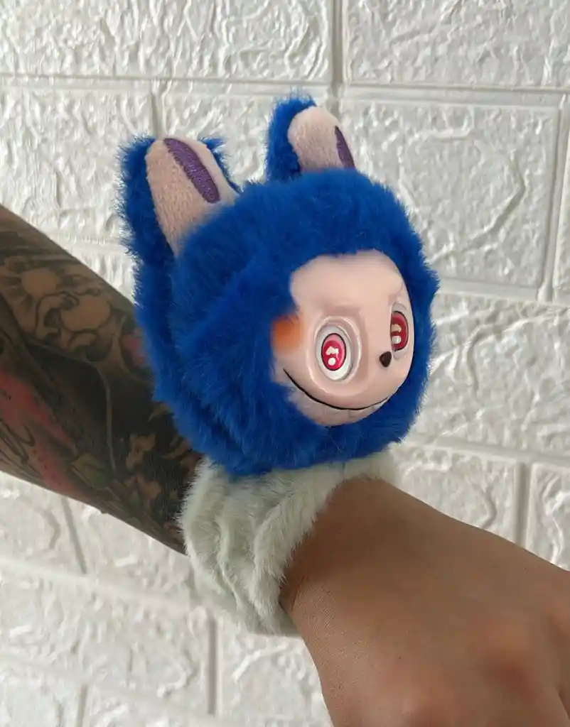 Pulcera Labubu Peluche Con Luces Y Sonido