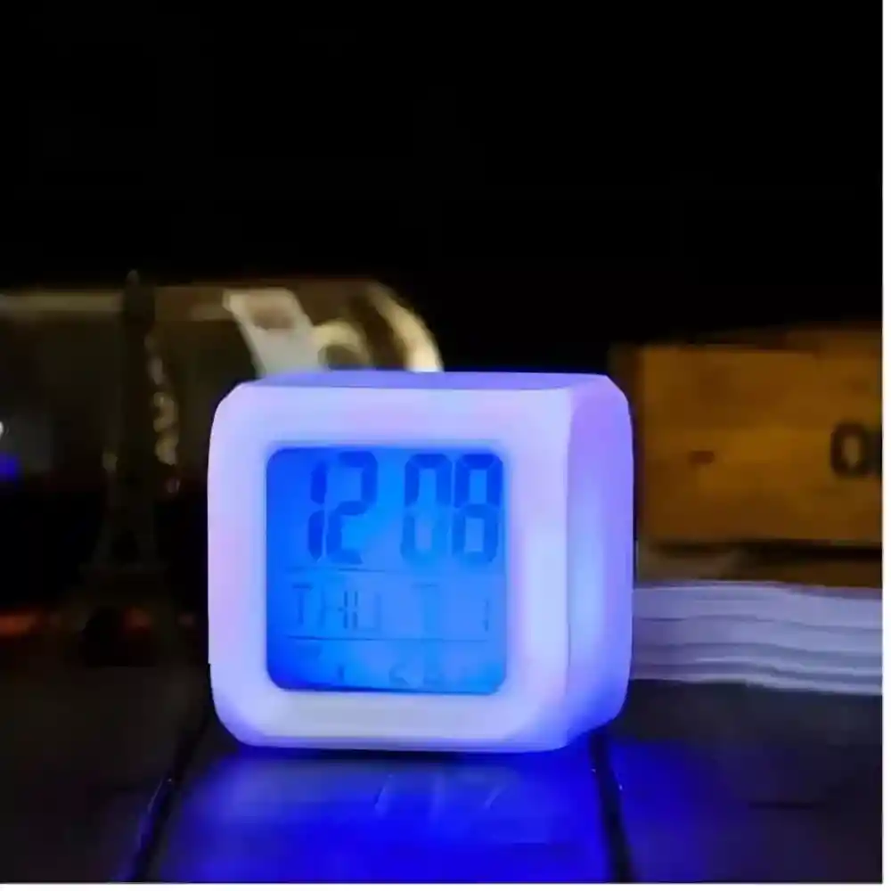 Reloj Digital Led Cubo Multicolor K01