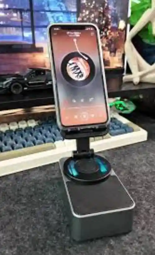 Betterbass 2301bt: Soporte De Celular Con Altavoz Bluetooth, Luces Led, Carga, Rotación 360° Y Sonido 3d – ¡llévalo A Todas Partes!