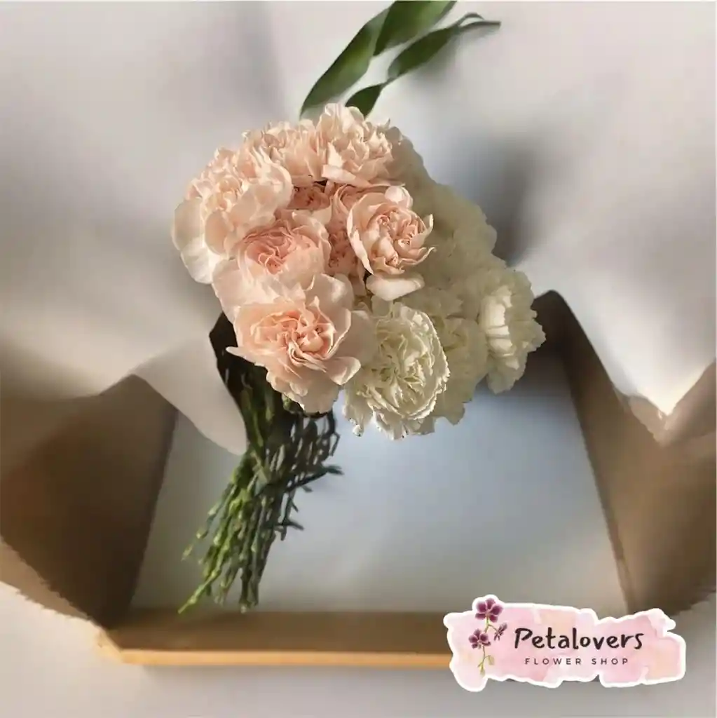 Flores Rosas Ramo Claveles Surtidos