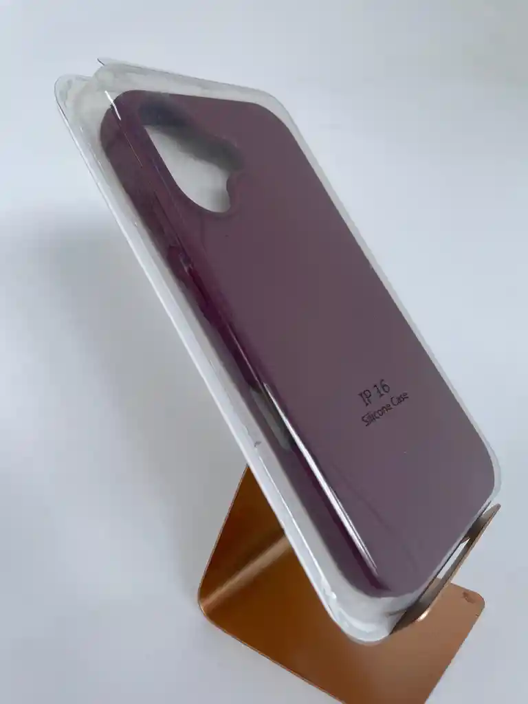 Silicon Case Iphone 16 Vinotinto
