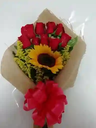 Bouquet Rosas Girasol