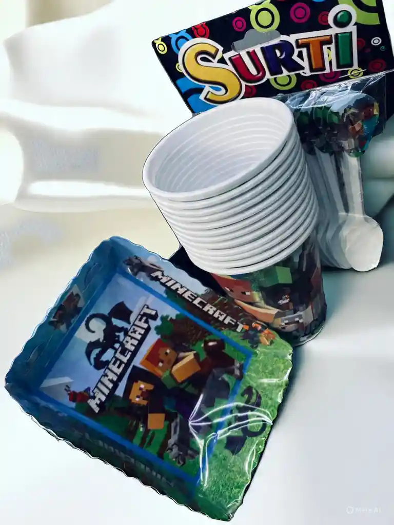 Set De Platos, Vasos Y Cucharas Con Diseño De Minecraft Para Fiestas Y Piñatas