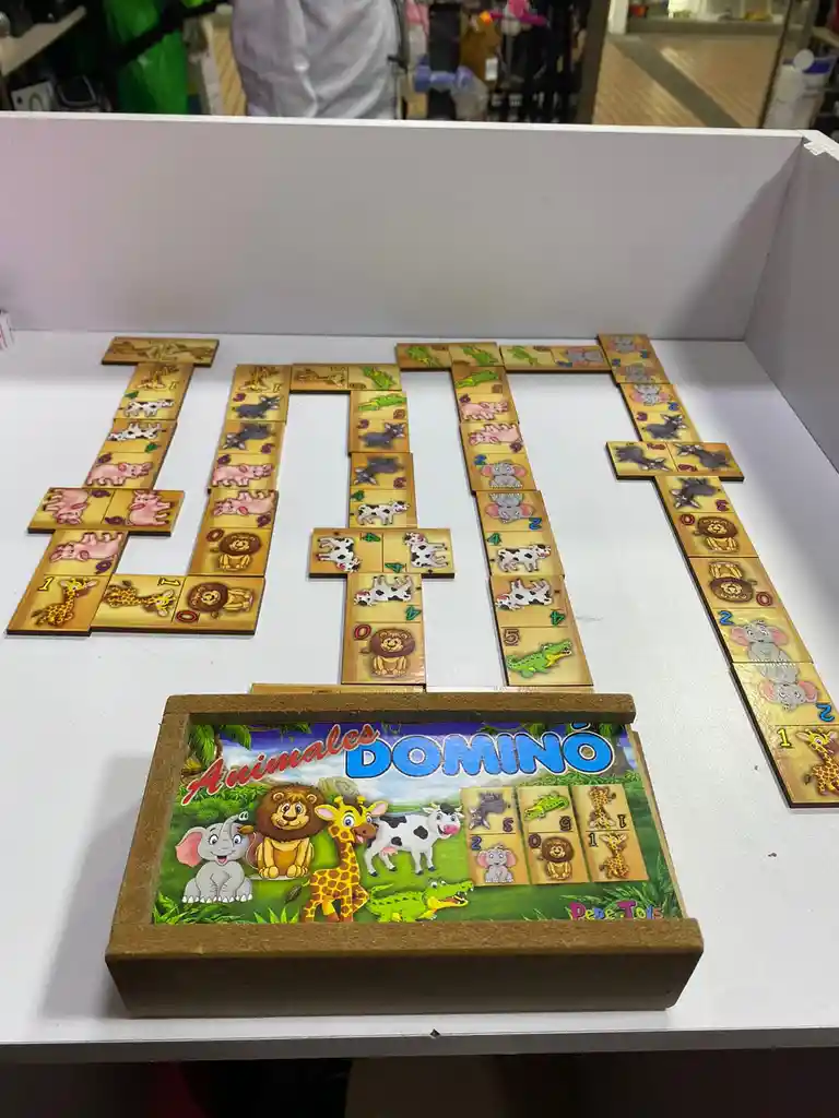 Juego Domino Con Diseño De Animales