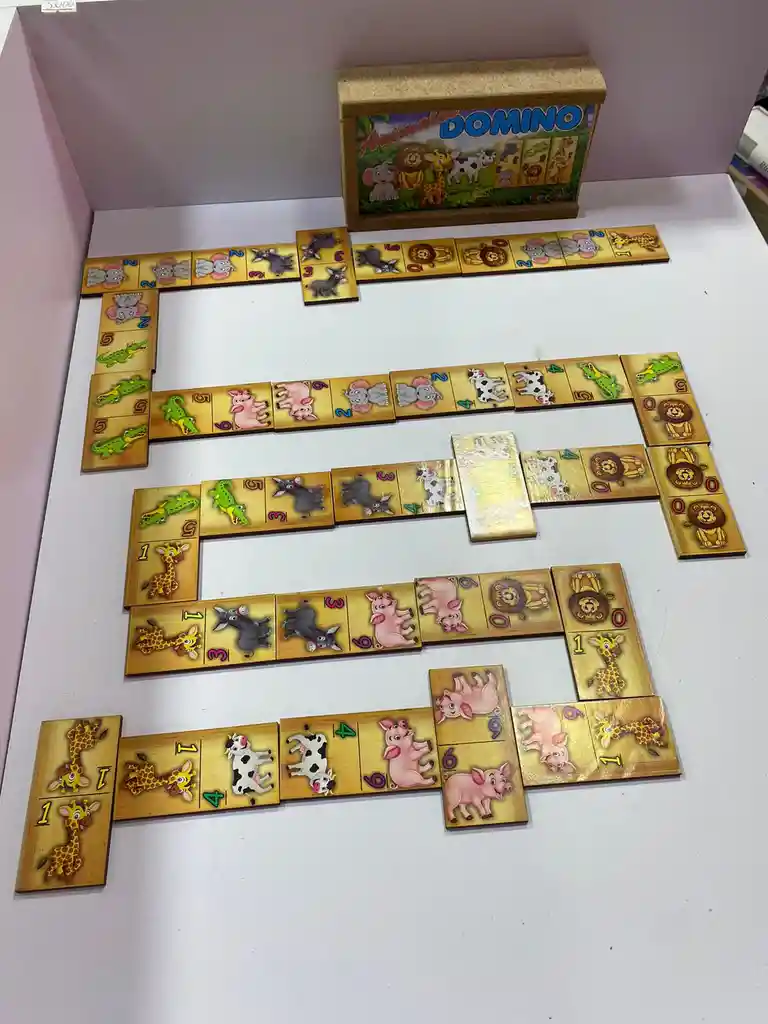 Juego Domino Con Diseño De Animales