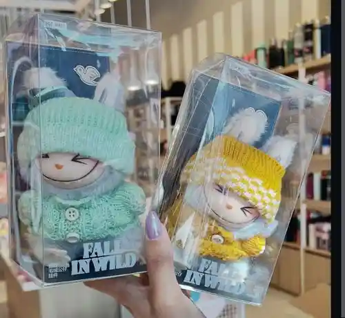 Labubu Monster Otoño Fall In Wild Llavero Coleccion