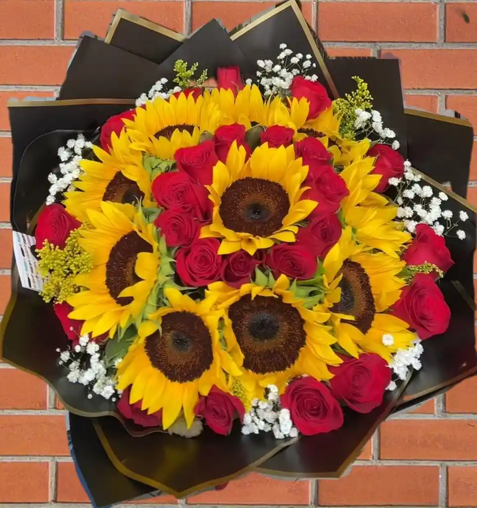 Rosas Y Girasoles