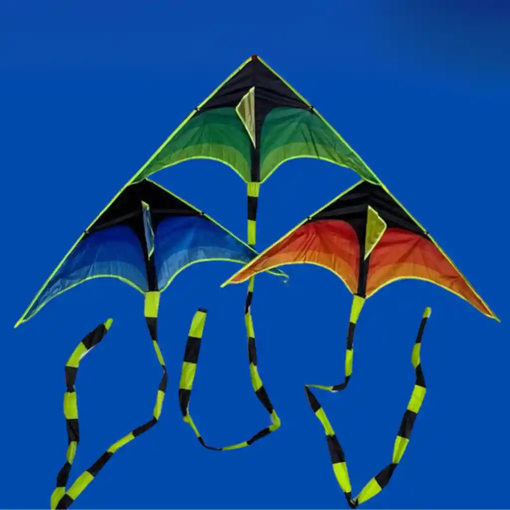 Cometa Para Volar Diamante Chulo Colores Negra 110 X 55cm Pequeña Con Cola + Pita