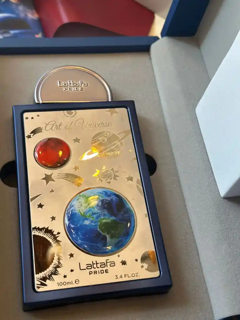 Perfume Lattafa Art Of Universe