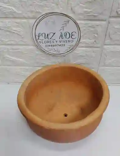 Maceta Redonda De Barro Con Plato Peque