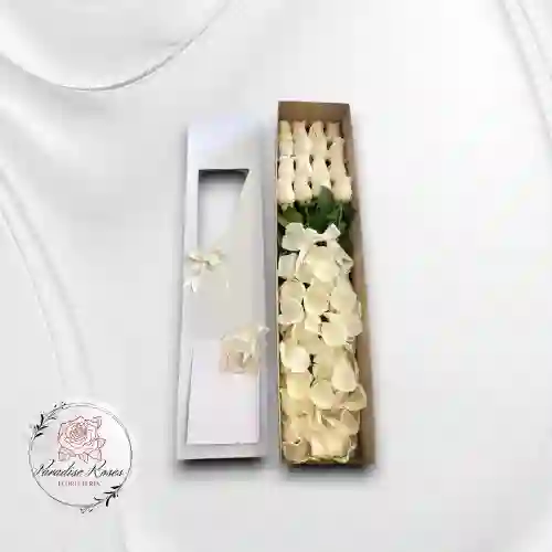Caja De Rosas Blancas