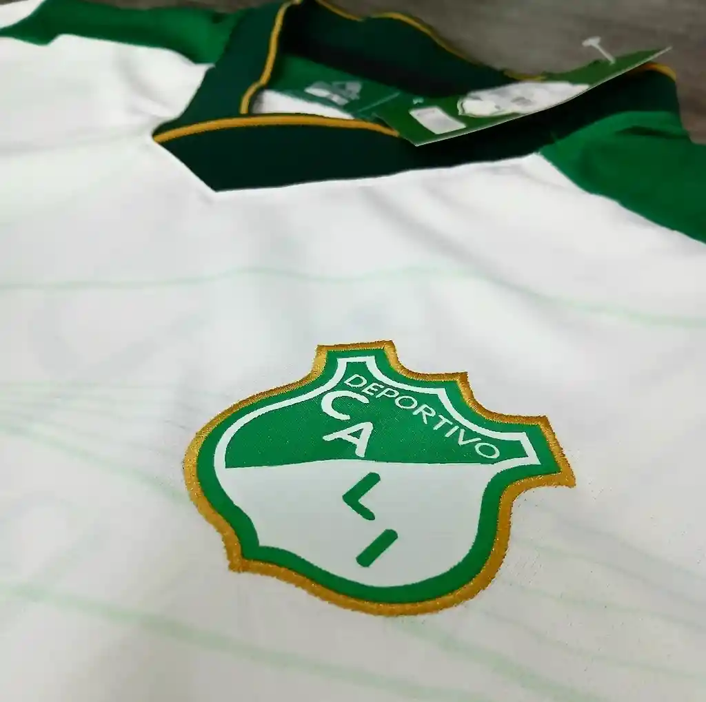 Uniforme Deportivo Cali