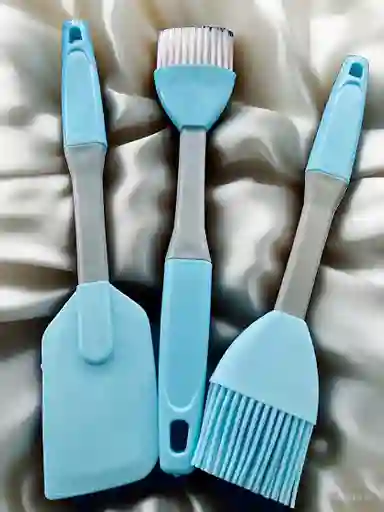 Set De 3 Piezas De Espatula Y Pinceles En Silicona Para Cocina