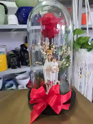 Rosa Preservada Roja Con Virgen