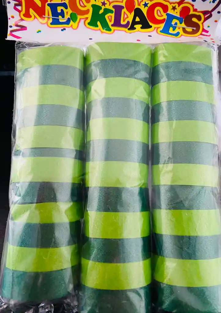 Paquete De Serpentinas Verde Claro Y Verde Oscuro Decoracion De Fiestas