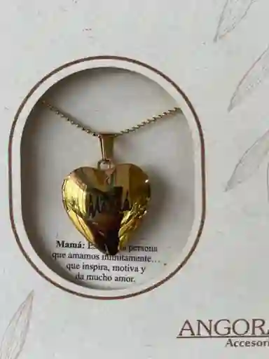 Cadena Relicario Corazón Mamá Dorada