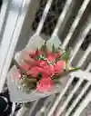 Flores De Tulipanes Y Rosas