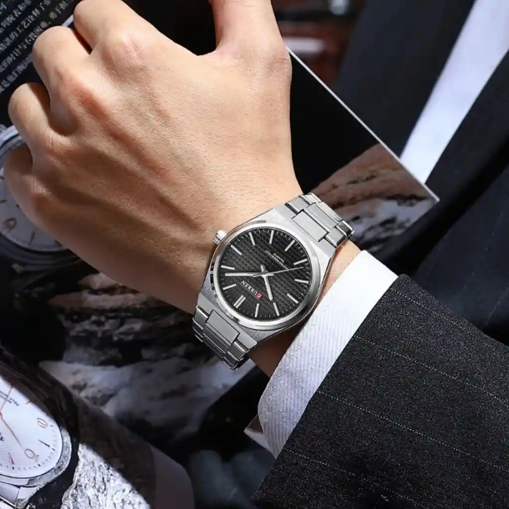 Reloj Análogo Curren Original Kred8303 Para Hombre Acero Color Plateado
