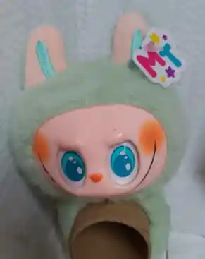 Labubu Manilla Verde Claro