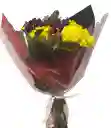 🌻 Bouquet Amarillo Y Morado Con Follaje Exótico