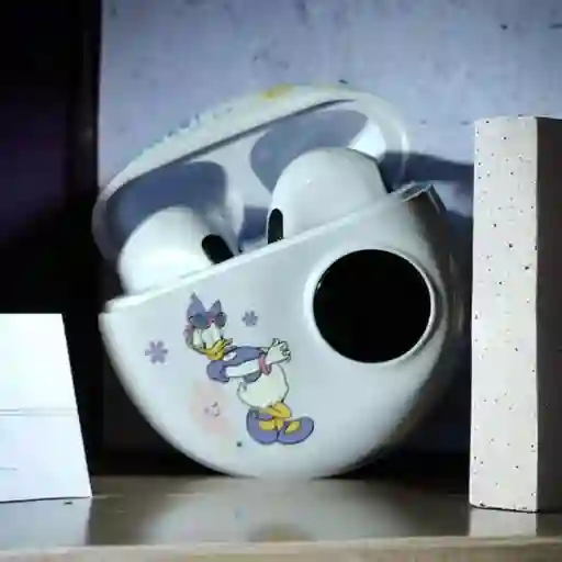 Audífonos Inalámbricos Disney Daisy Con Estuche Y Alta Fidelidad