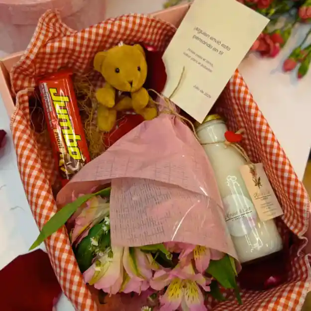 Combo Junior Con Flores + Jumbo Mediana + Mini-peluche + Avena + Tarjeta