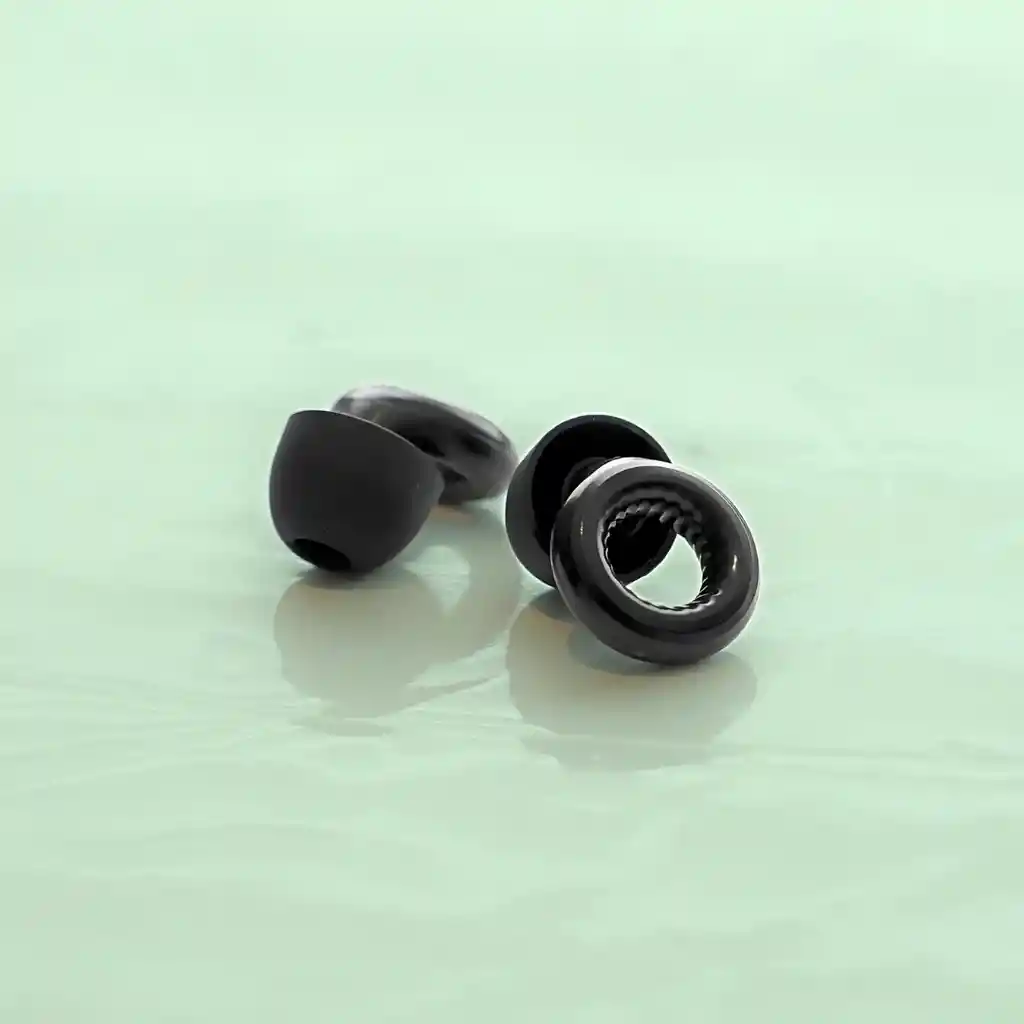 Black Eustachius -18 Decibeles