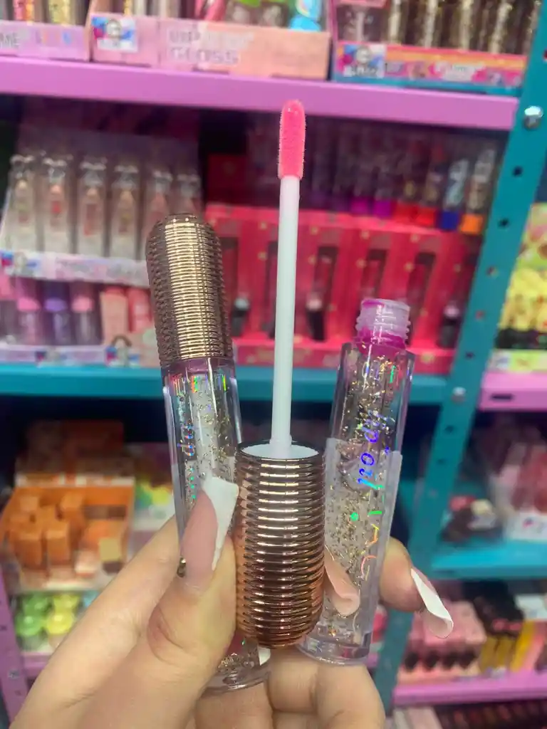 Brillo Magico Dorado Lip Gloss