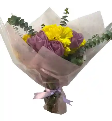 💜💛 Bouquet Amarillo Y Lavanda Con Eucalipto
