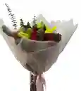 ❤️💛 Bouquet De Rosas Rojas Y Lirios Amarillos Con Eucalipto