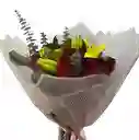 ❤️💛 Bouquet De Rosas Rojas Y Lirios Amarillos Con Eucalipto