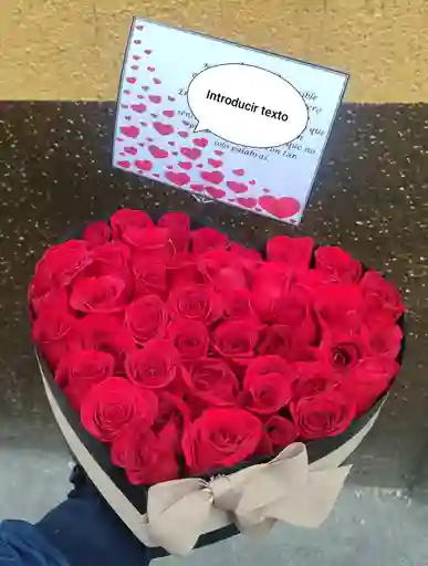 Corazón De Rosas
