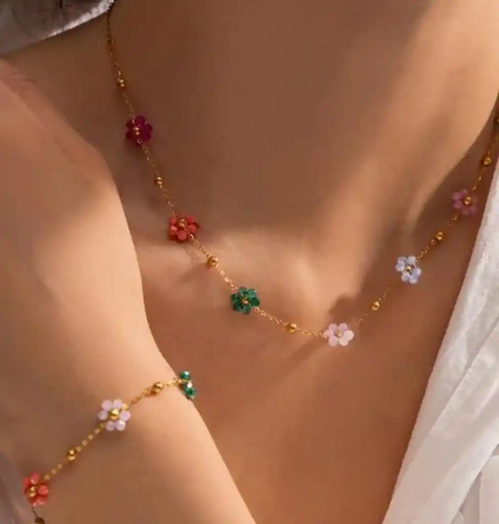 Collar Flowers + Pulsera