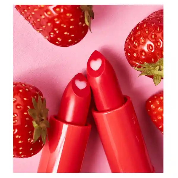 Brillo Essence Heart Core Lipbalm 3g T02 Sweet Strawberry