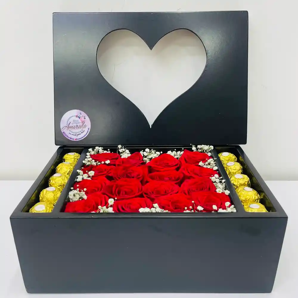 Hermosa Caja De Madera De Rosa Y Chocolate