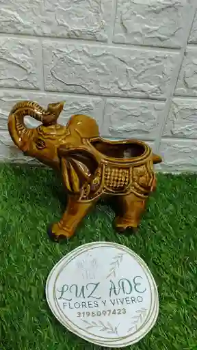 Matera Elefante De Cerámica Mediana