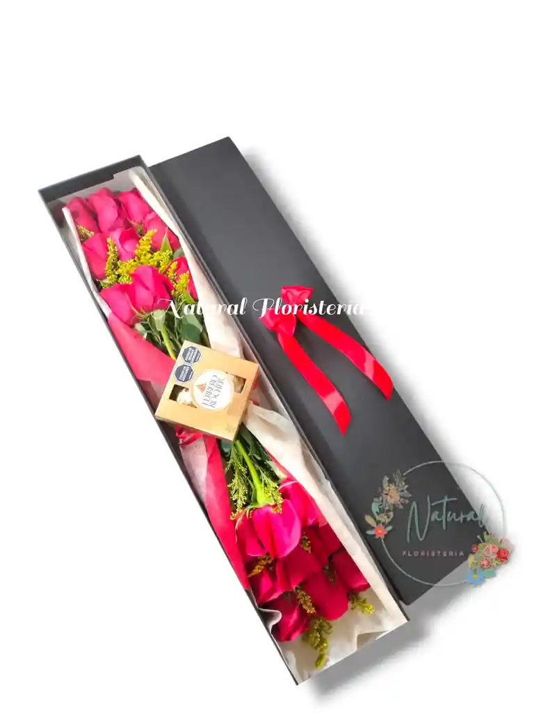 Caja De 18 Rosas Y Chocolate Ferrero X4