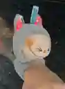 Pulcera Labubu Peluche Gris Con Luces Y Sonido