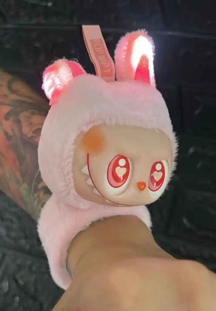 Pulcera Labubu Peluche Rosado Con Luces Y Sonido